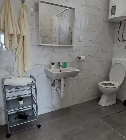 Dejan Apartman *